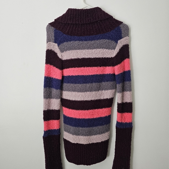 Y2K MODA International Purple & Pink Cowl Neck Sweater - Picture 2 of 3